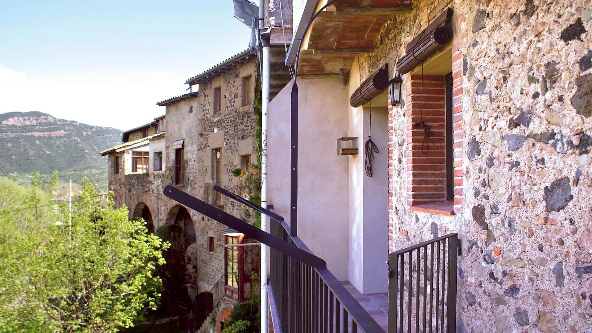 Apartment Allotjaments Placa Major-Roure Santa Pau