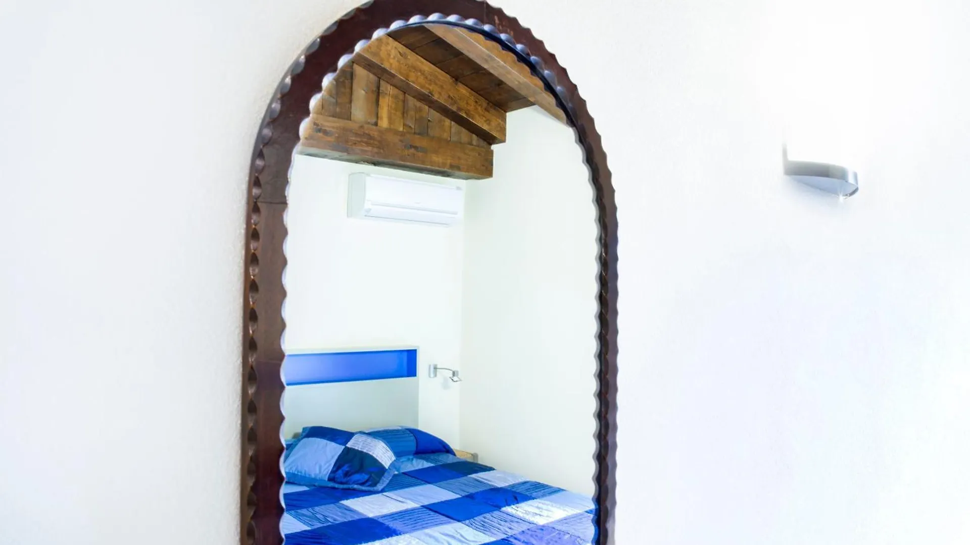 Allotjaments Placa Major-Roure Santa Pau Apartment